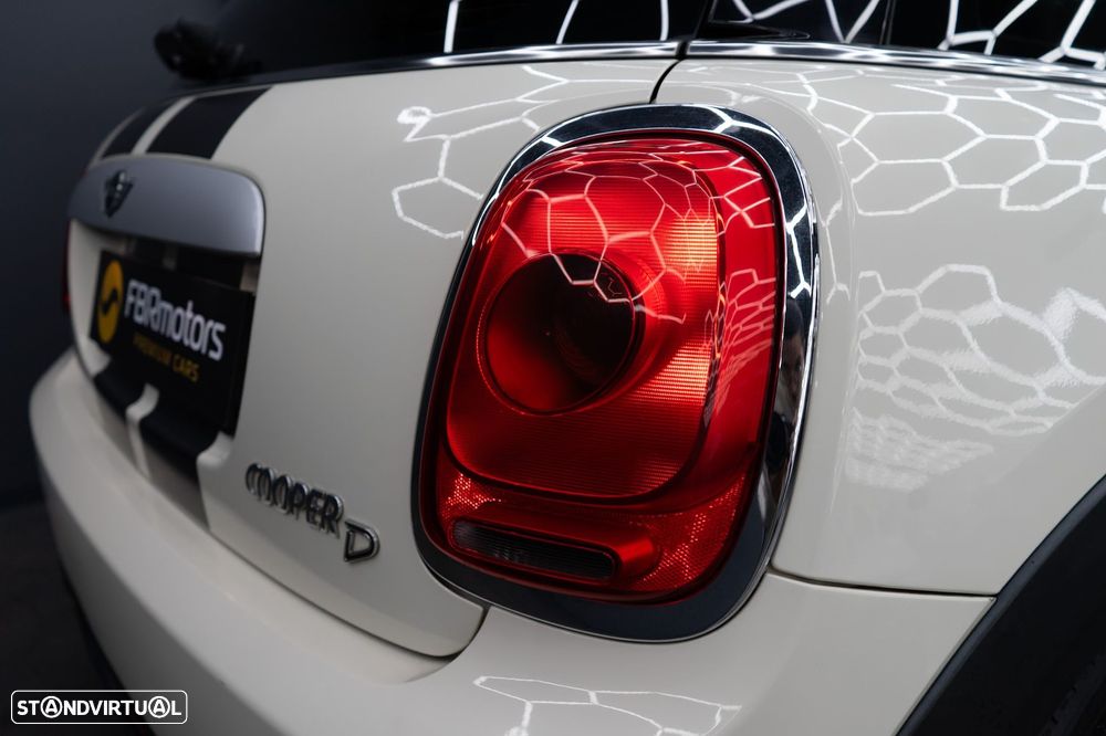 MINI 3 Portas Cooper D - 15