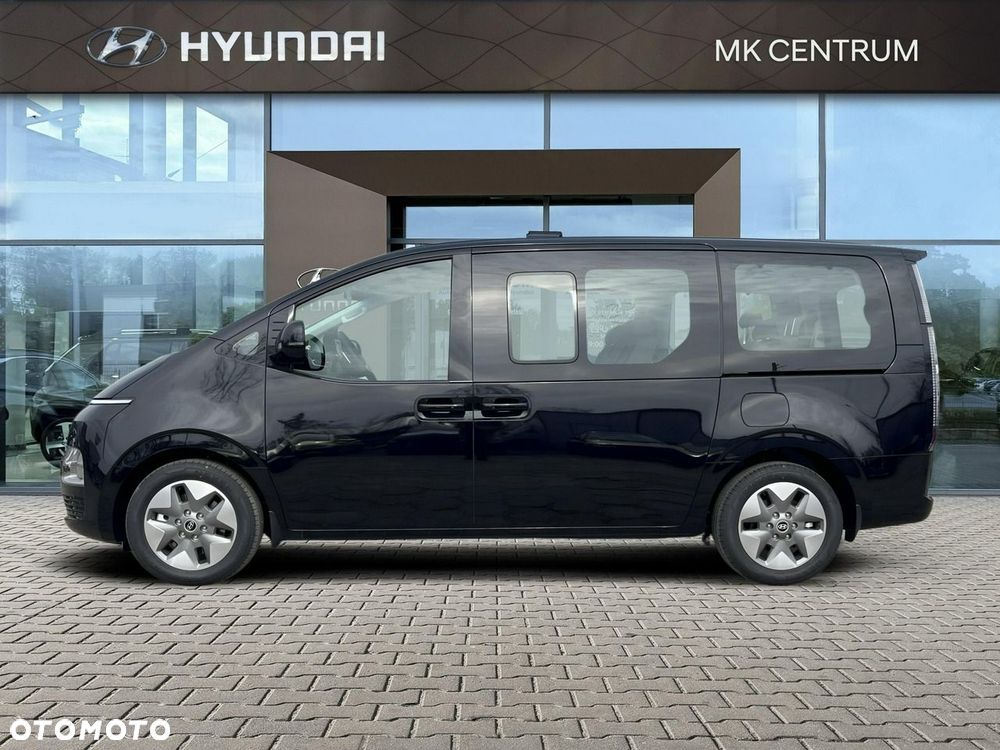 Hyundai Staria - 3
