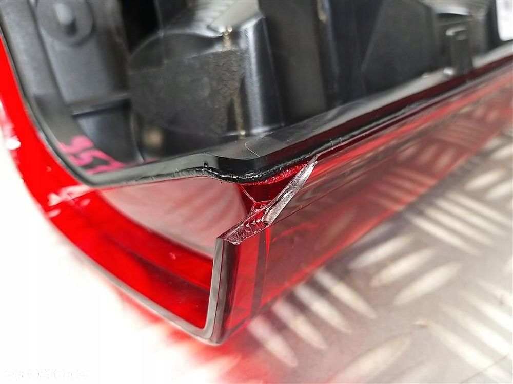 Lampa prawa tylna tył Opel Vivaro II 2014-2019 TRAFIC 265504656R ORYGINAŁ - 6