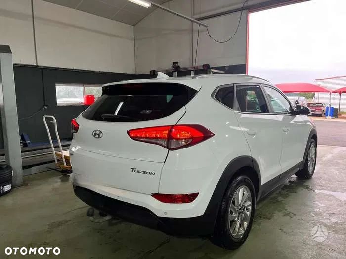 Hyundai Tucson - 4