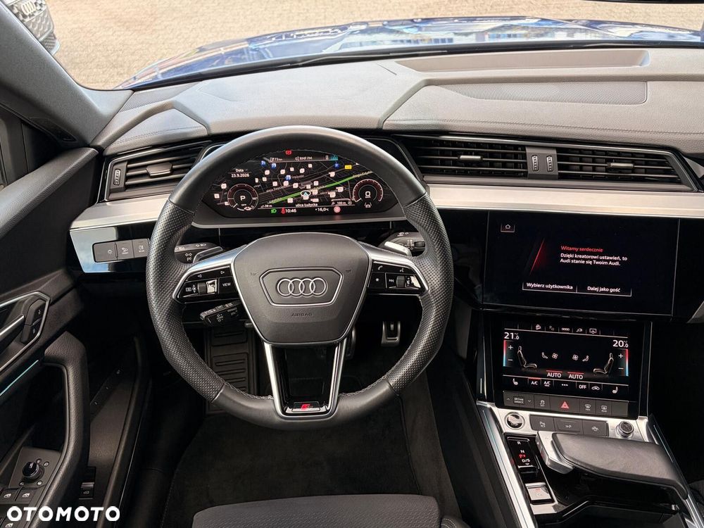 Audi Q8 Sportback e-tron - 24