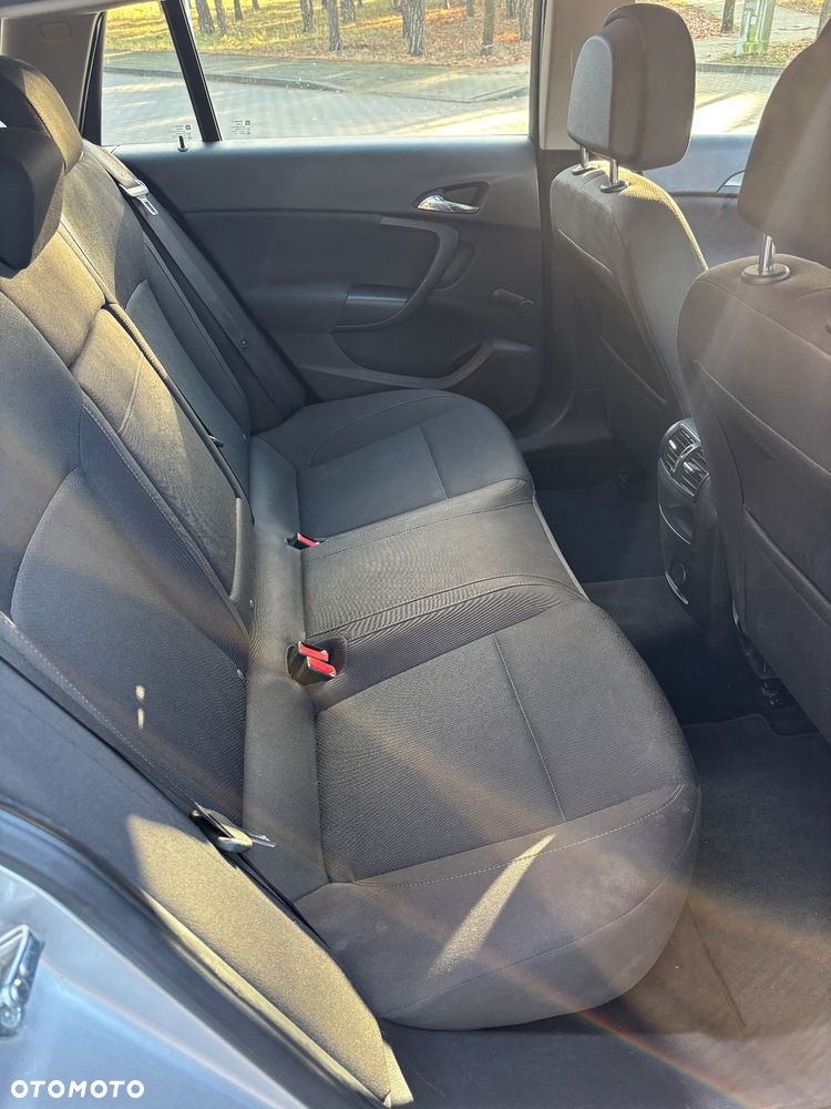 Opel Insignia 1.6 - 18