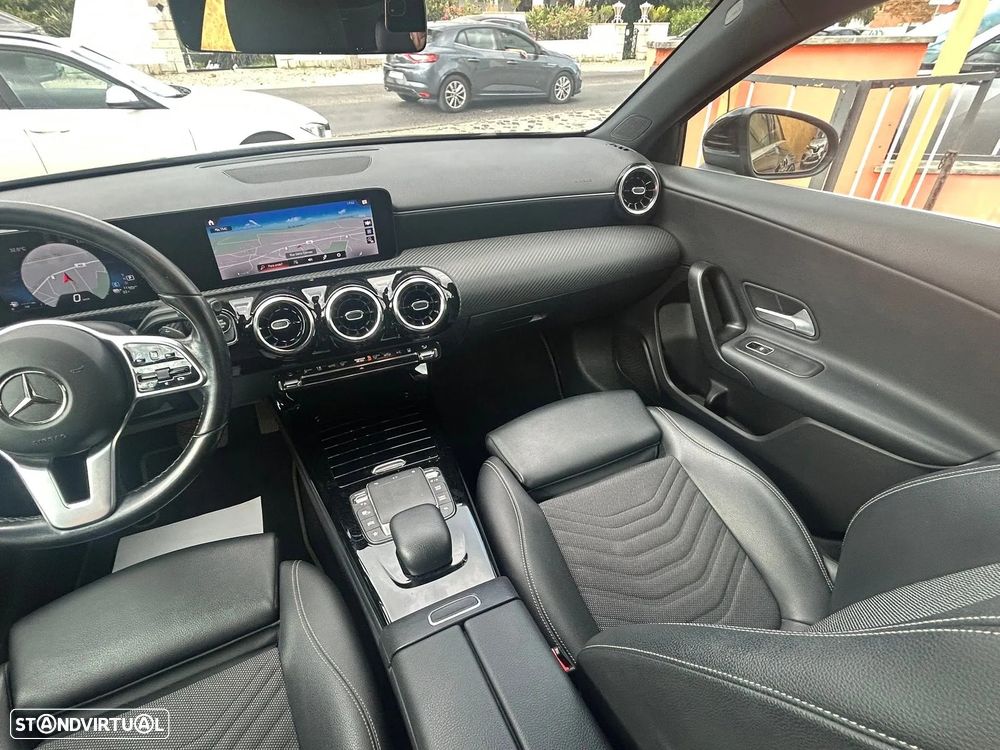 Mercedes-Benz A 250 e Style Plus - 19