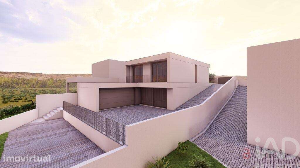 Casa / Villa T3 em Freixo de Cima e de Baixo de 240,00 m2 - Grande imagem: 3/17