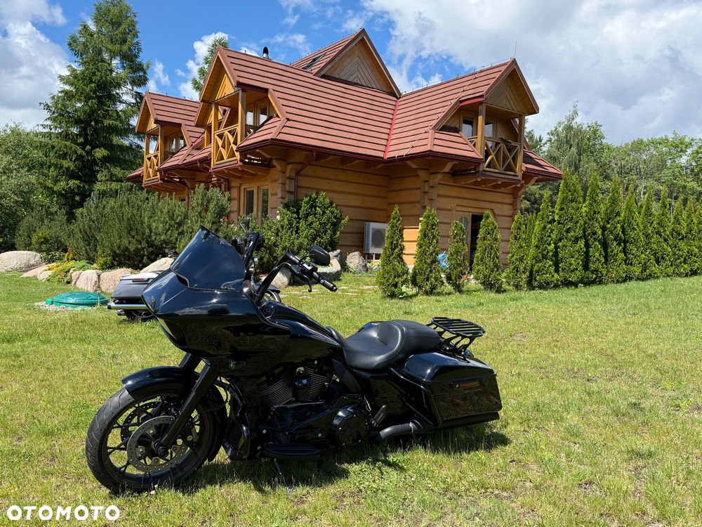 Harley-Davidson Touring Road Glide - 3
