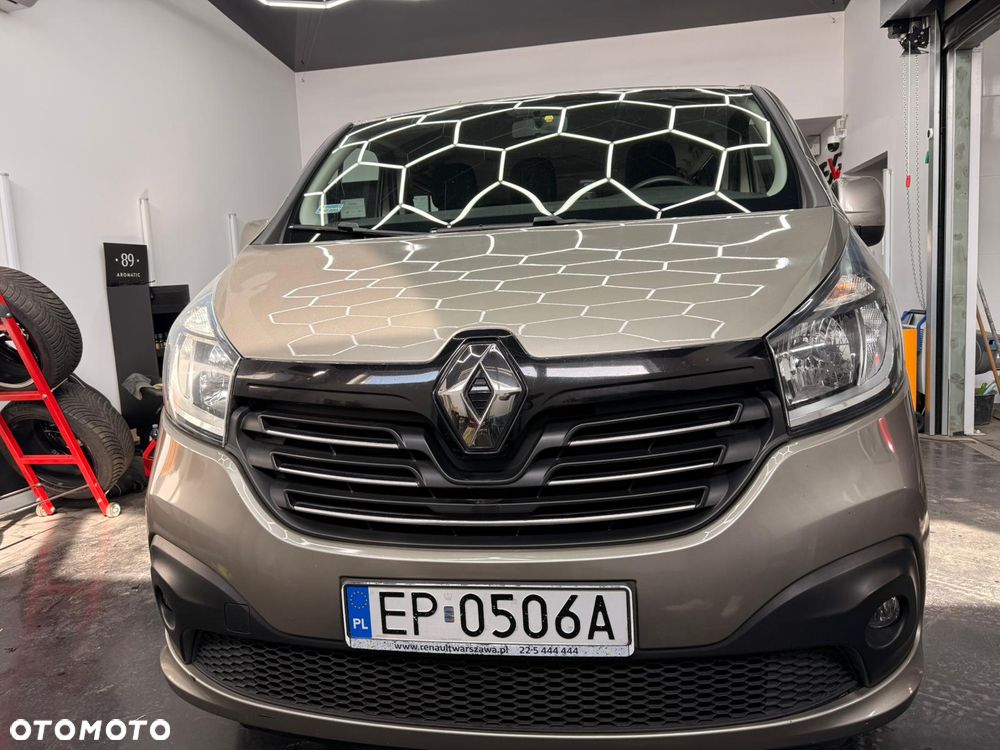 Renault Trafic - 2