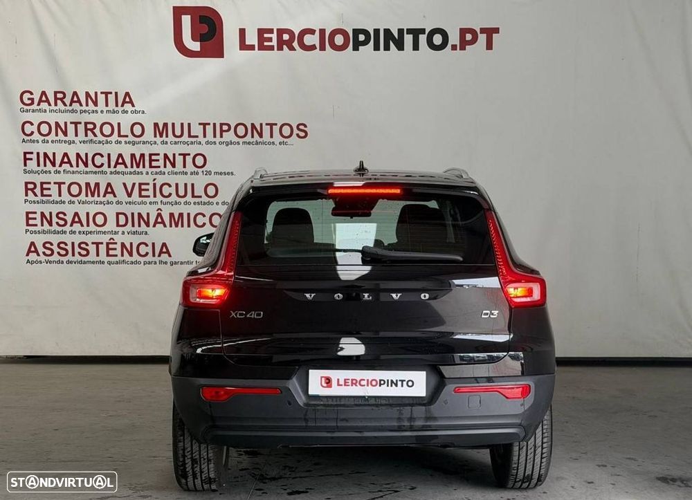Volvo XC 40 2.0 D3 - 4