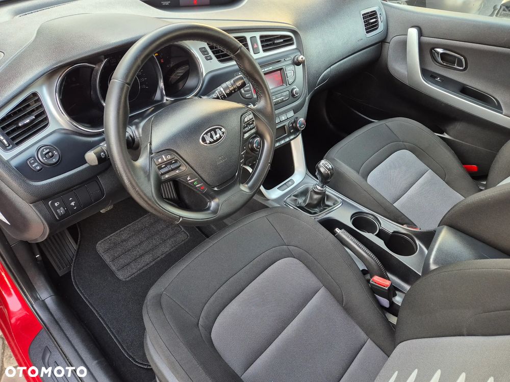 Kia Ceed Cee'd 1.6 GDI Business Line - 22
