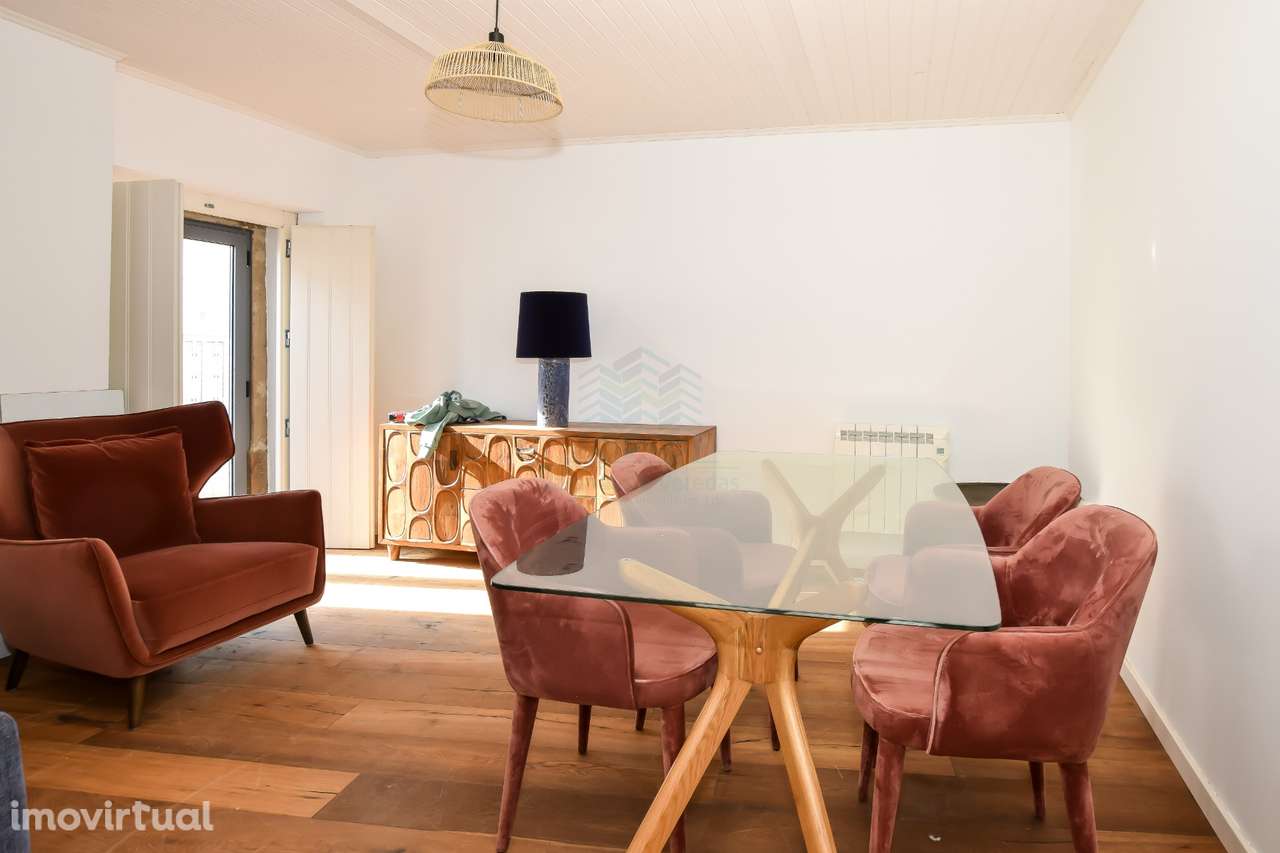 Moradia T3 remodelada com logradouro e terraço — Bugalhos - Grande imagem: 3/22