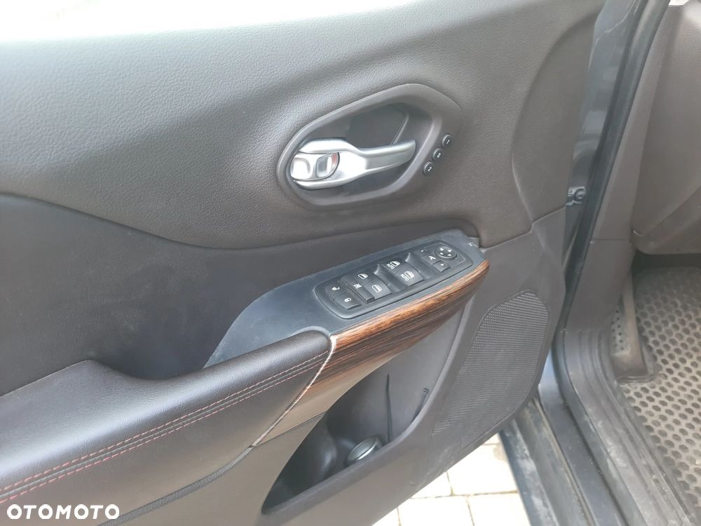 Jeep Cherokee 3.2 V6 Active Drive Lock Trailhawk - 17