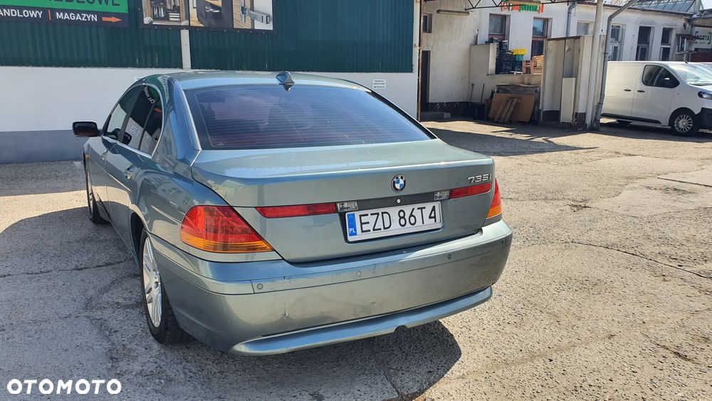 BMW Seria 7 735i - 19