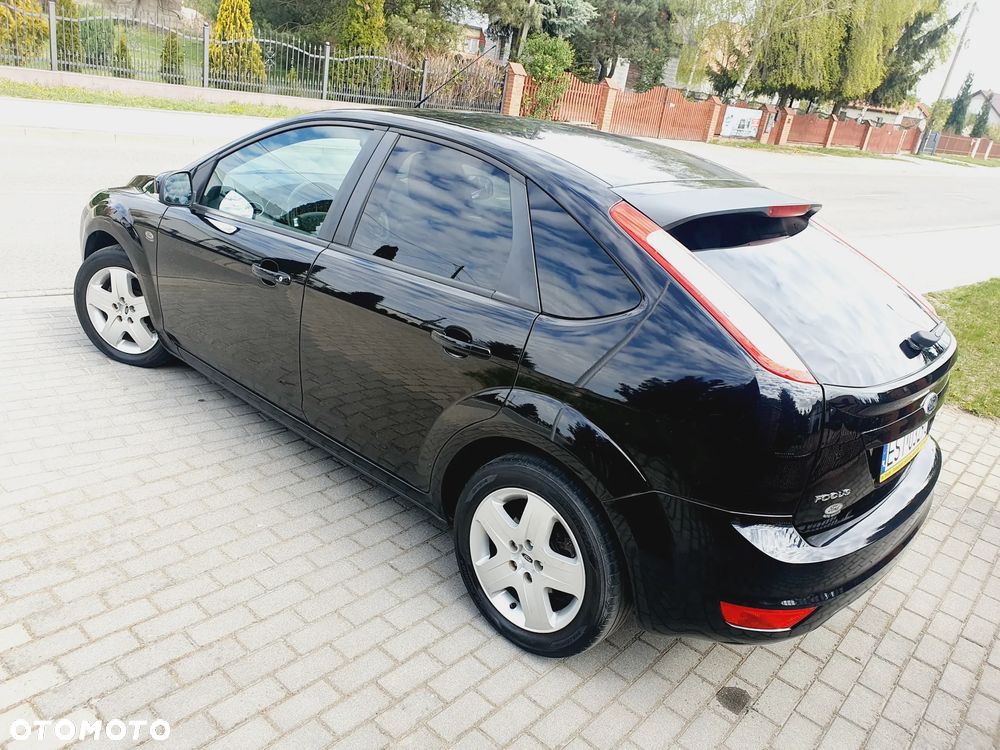 Ford Focus 1.8 Style - 20