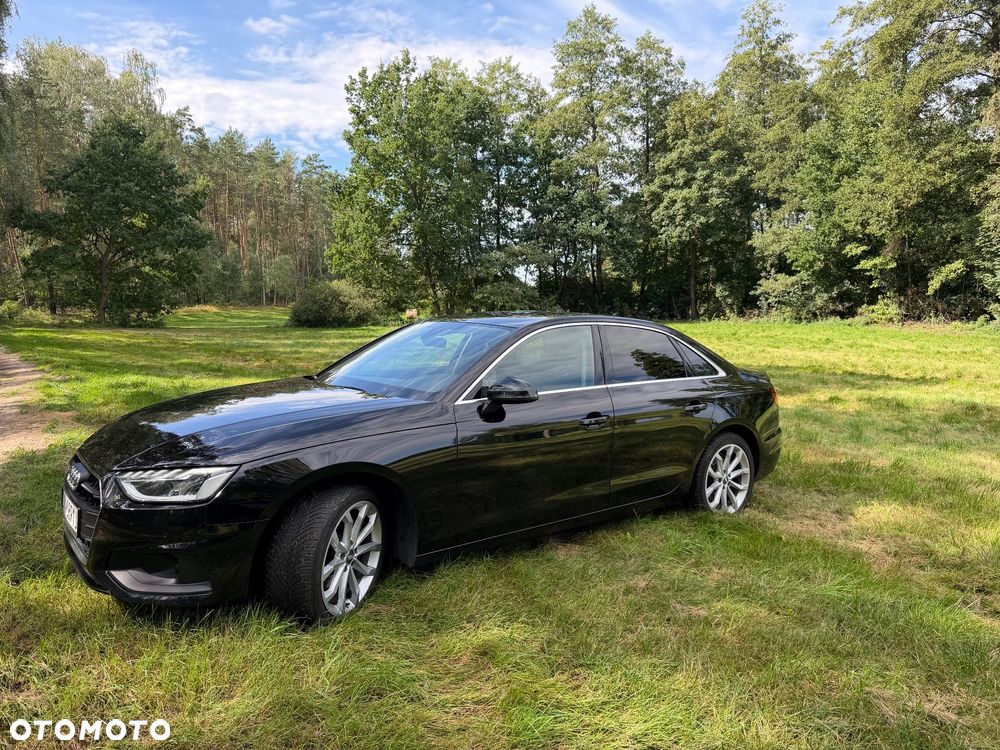 Audi A4 Limousine - 1