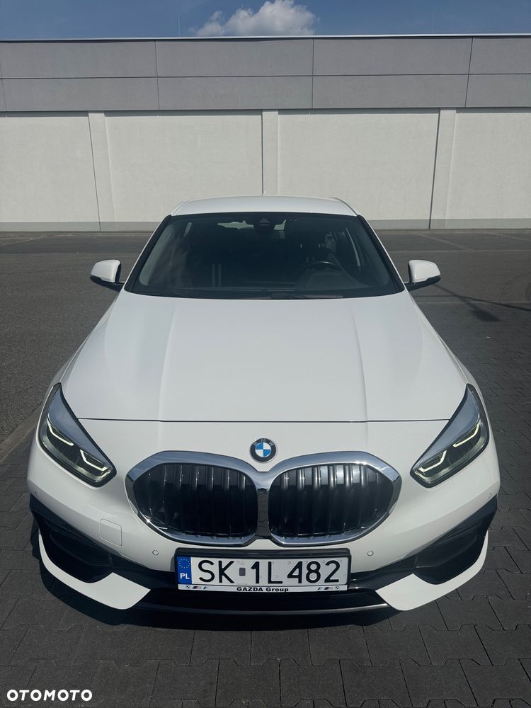 BMW Seria 1 118d Sport Line - 2