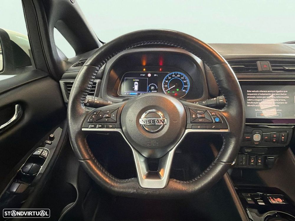 Nissan Leaf N-Connecta - 9