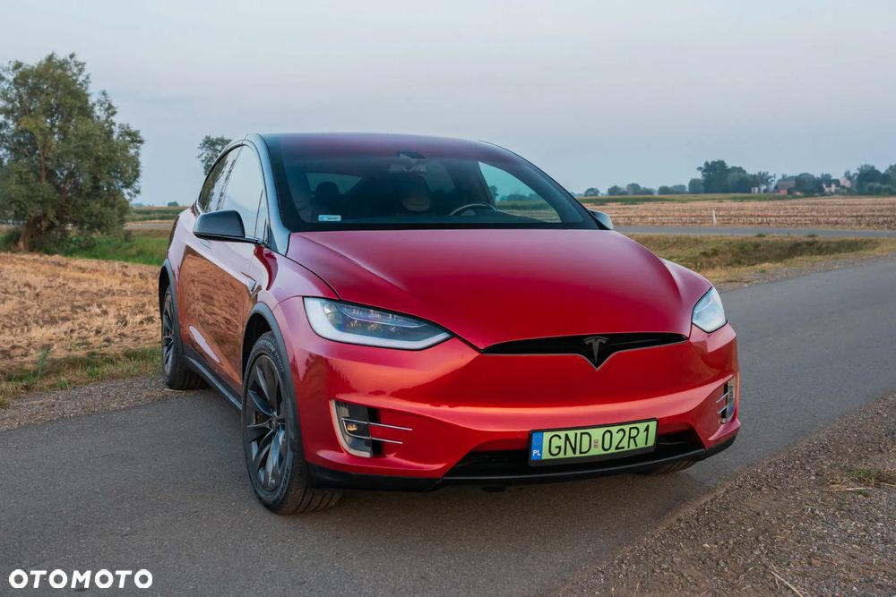 Tesla Model X 90D Allradantrieb - 4
