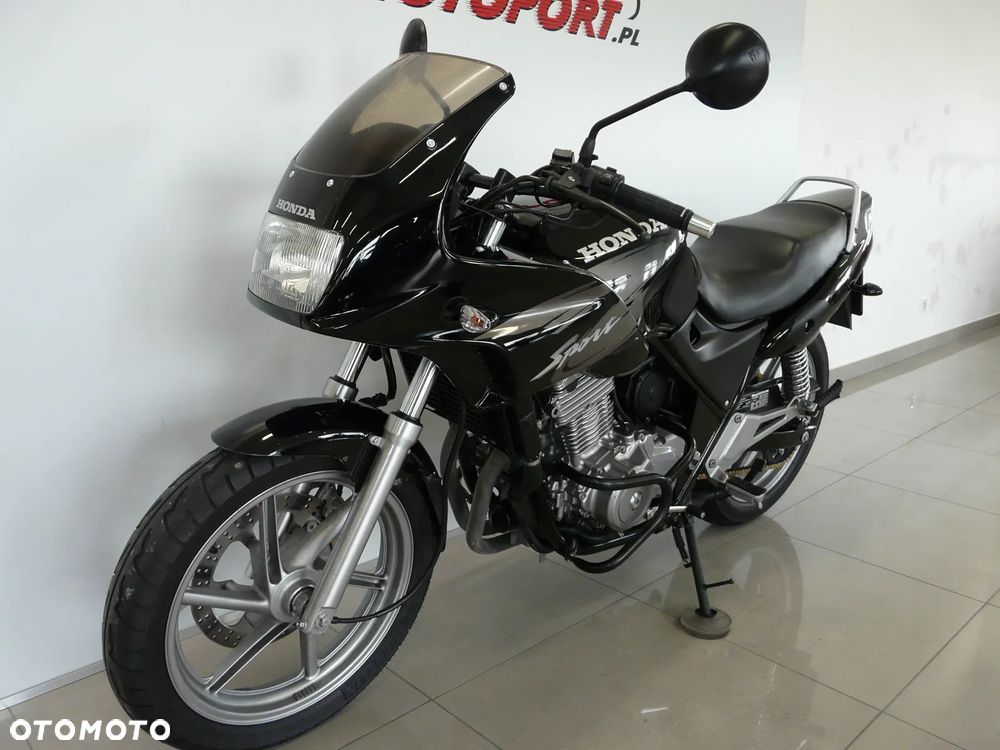 Honda CB - 3