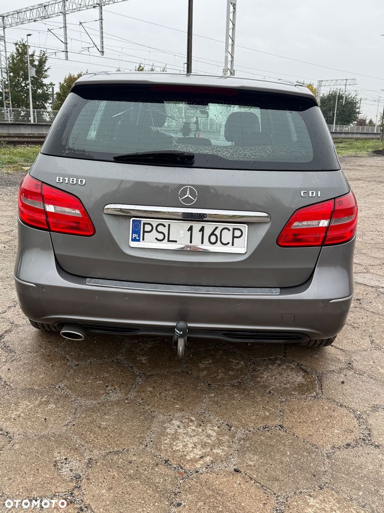 Mercedes-Benz Klasa B 180 CDI - 10