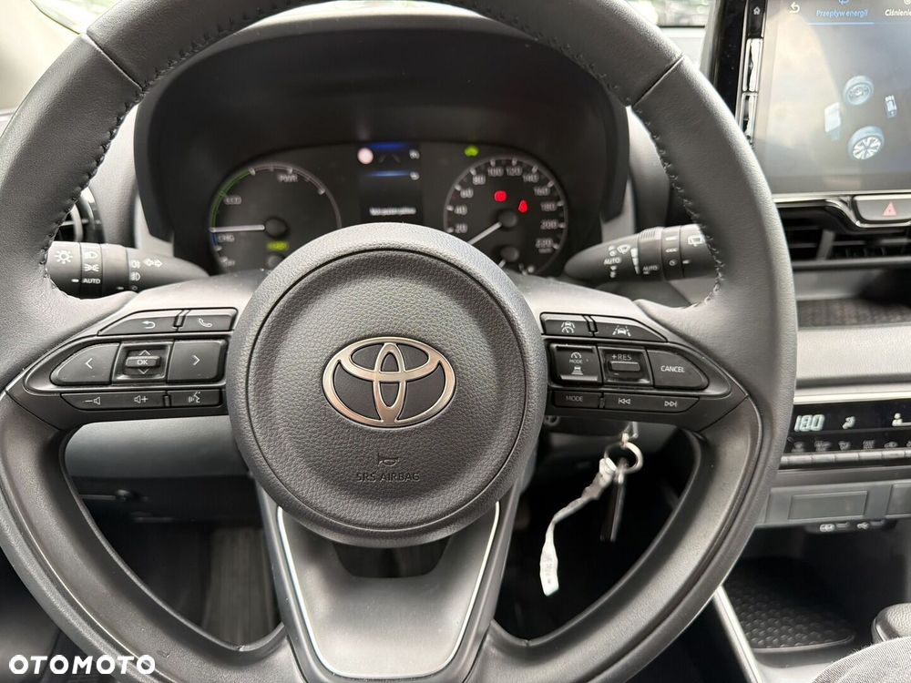 Toyota Yaris - 17