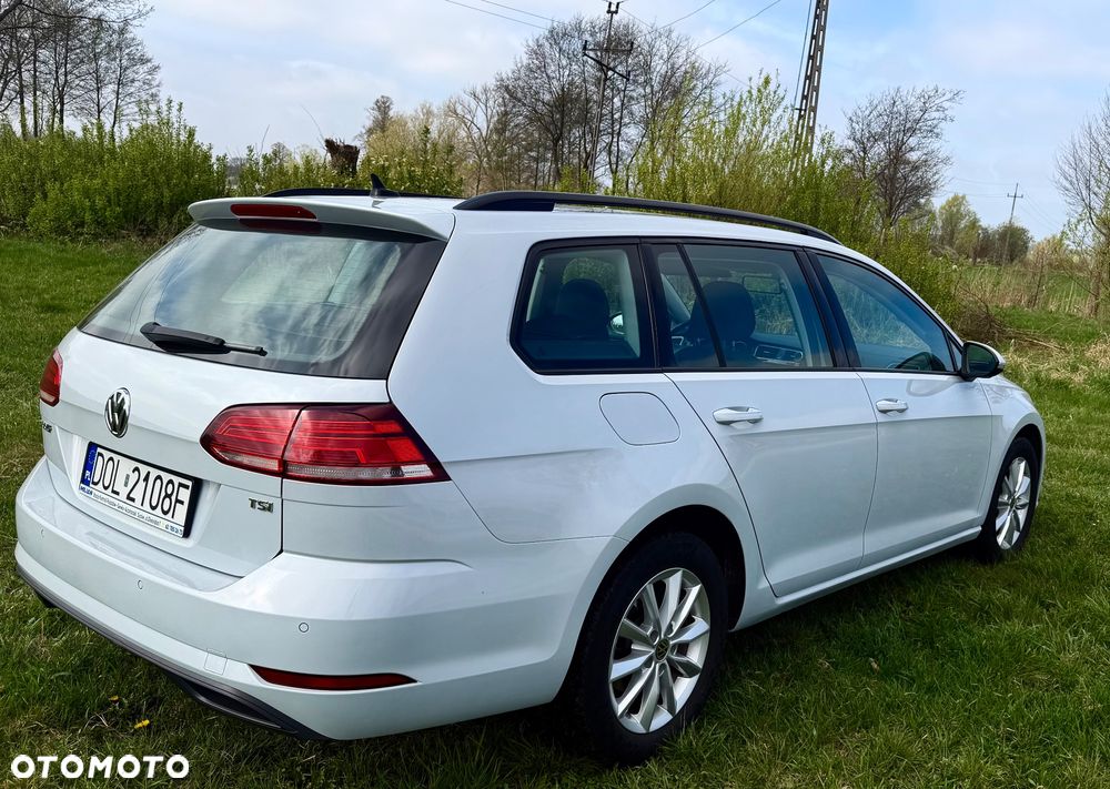 Volkswagen Golf 1.0 TSI BlueMotion Trendline - 12