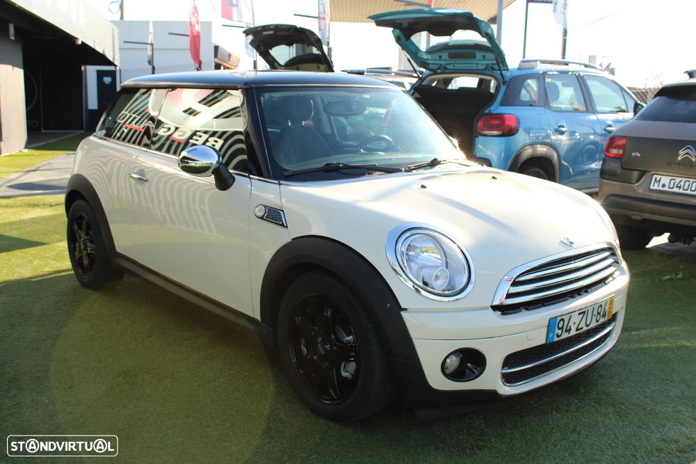 MINI 3 Portas Cooper D - 6