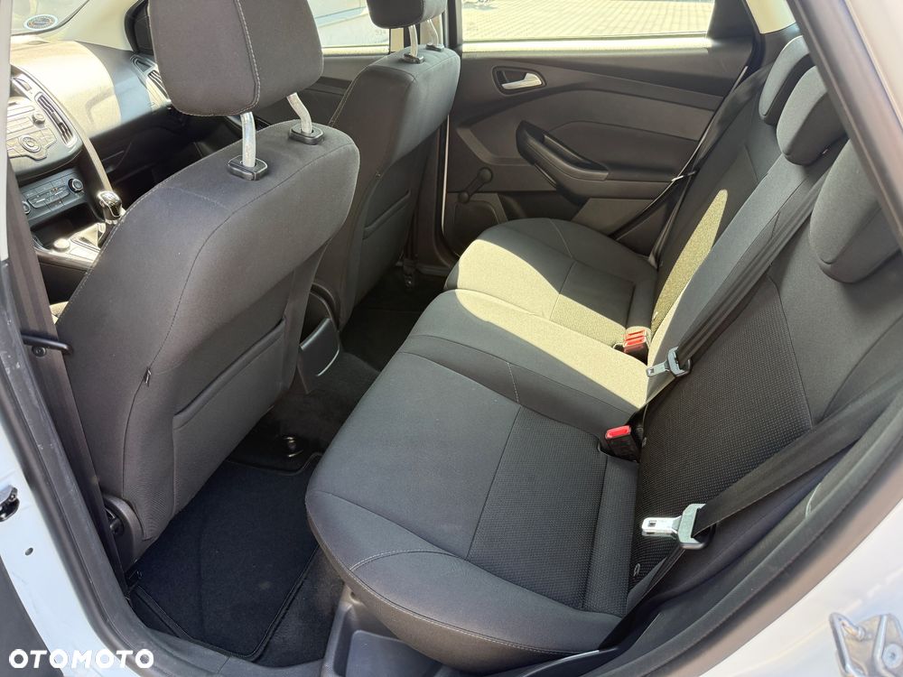 Ford Focus - 21