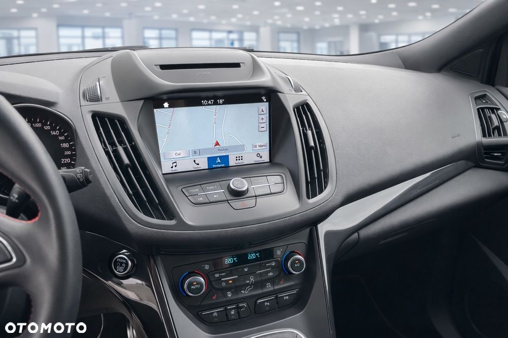 Ford Kuga 1.5 EcoBoost 2x4 ST-Line - 16