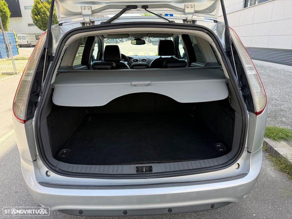Ford Focus SW 1.6 TDCi Titanium 17 - 10