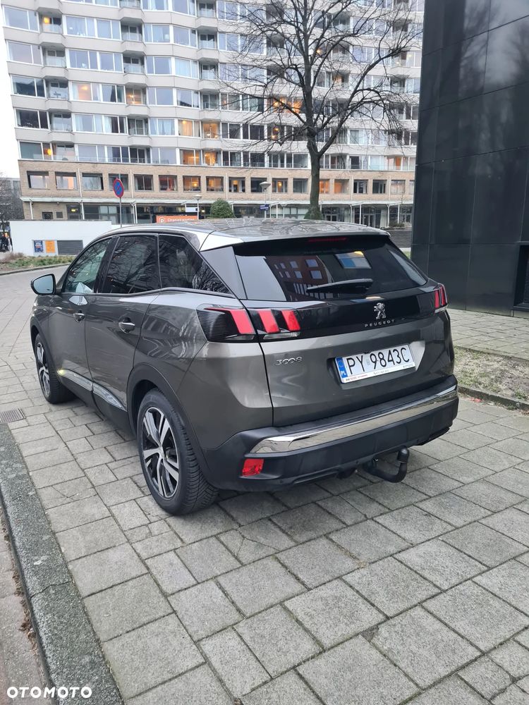 Peugeot 3008 1.6 BlueHDi Active S&S EAT6 - 33