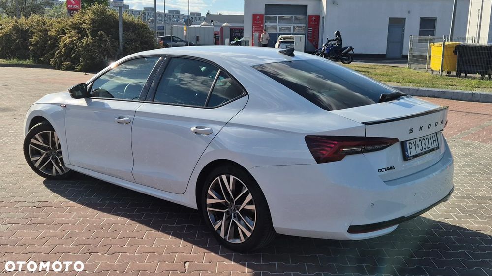 Skoda Octavia 1.5 TSI mHEV Sportline DSG - 3