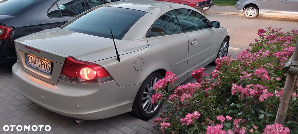 Volvo C70 2.4D5 Momentum - 15