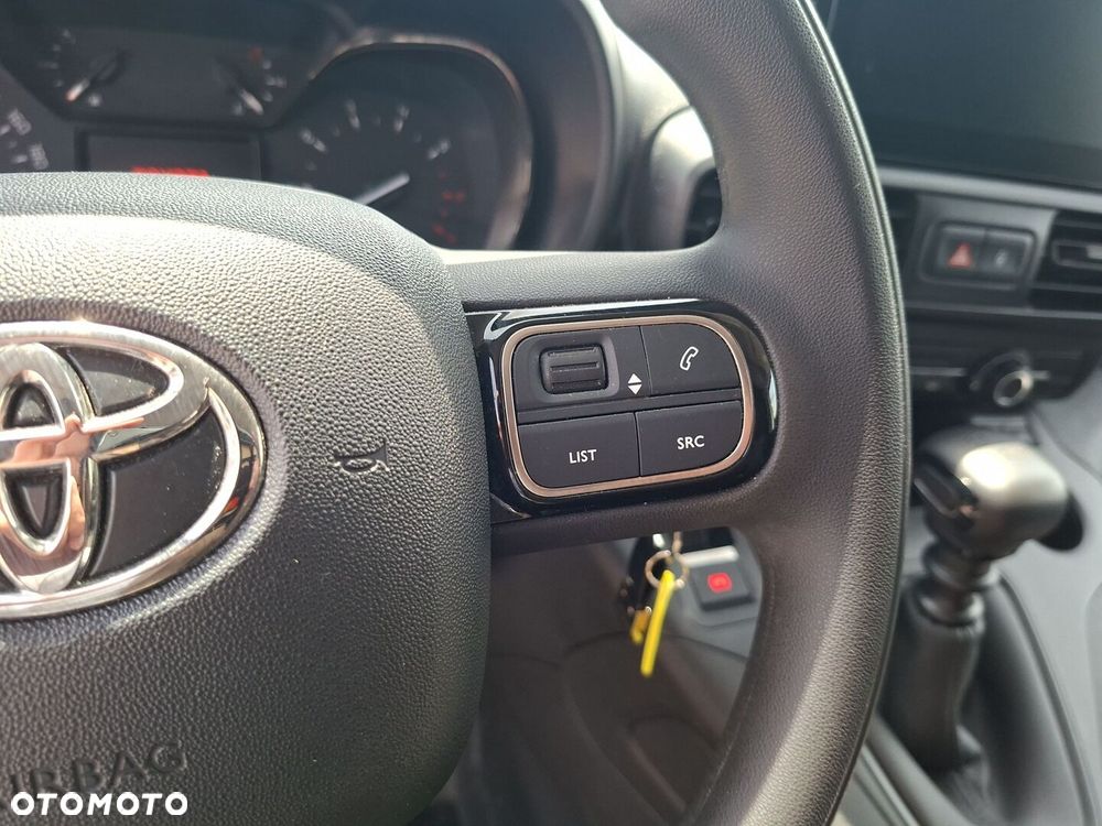 Toyota PROACE CITY - 17