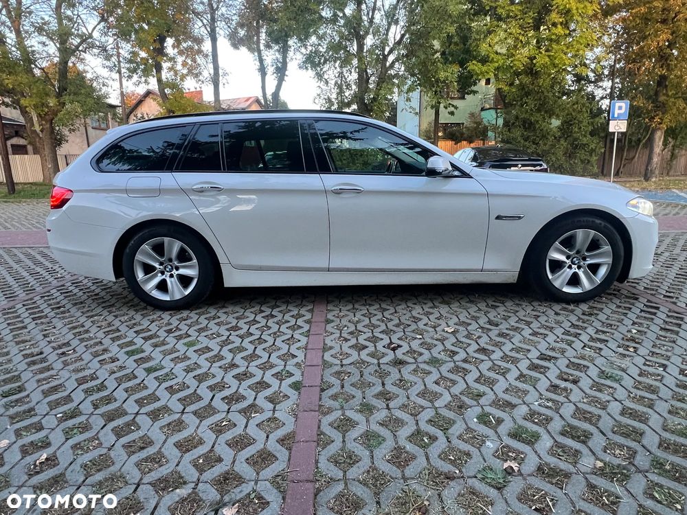BMW Seria 5 520d xDrive Luxury Line - 13