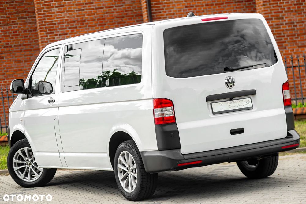 Volkswagen Caravelle - 17