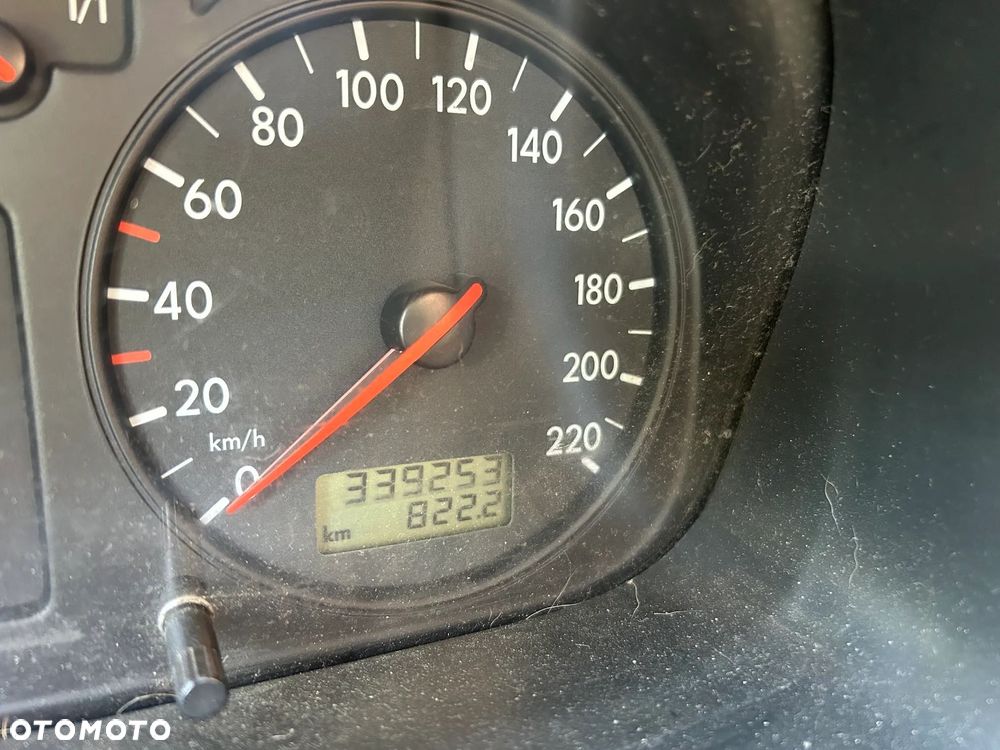 Volkswagen Transporter - 35