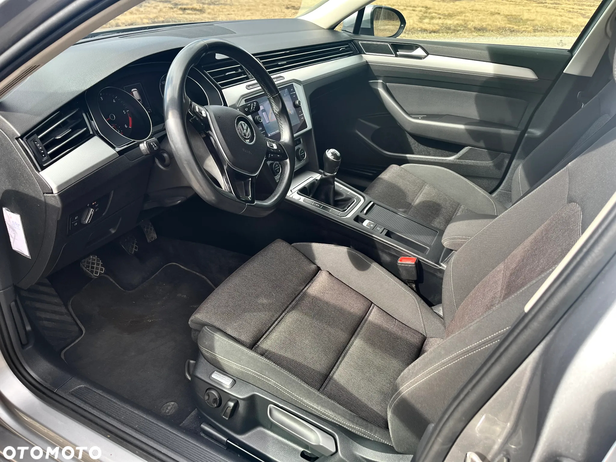 Volkswagen Passat Variant 1.6 TDI (BlueMotion Technology) Comfortline - 18