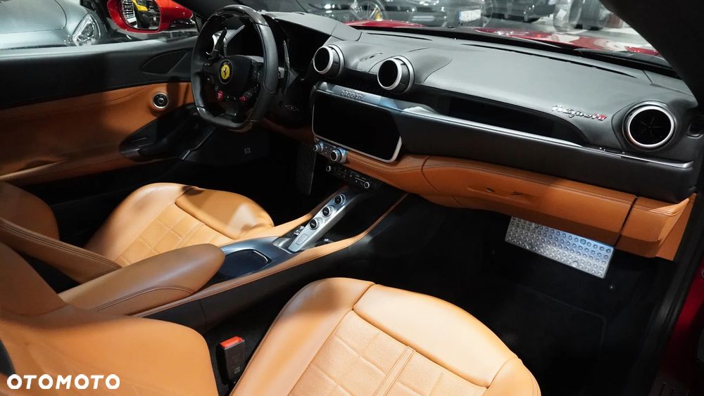 Ferrari Portofino M - 7