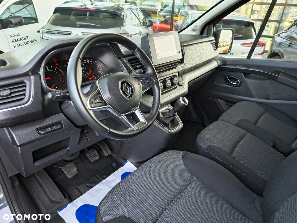 Renault Trafic - 13