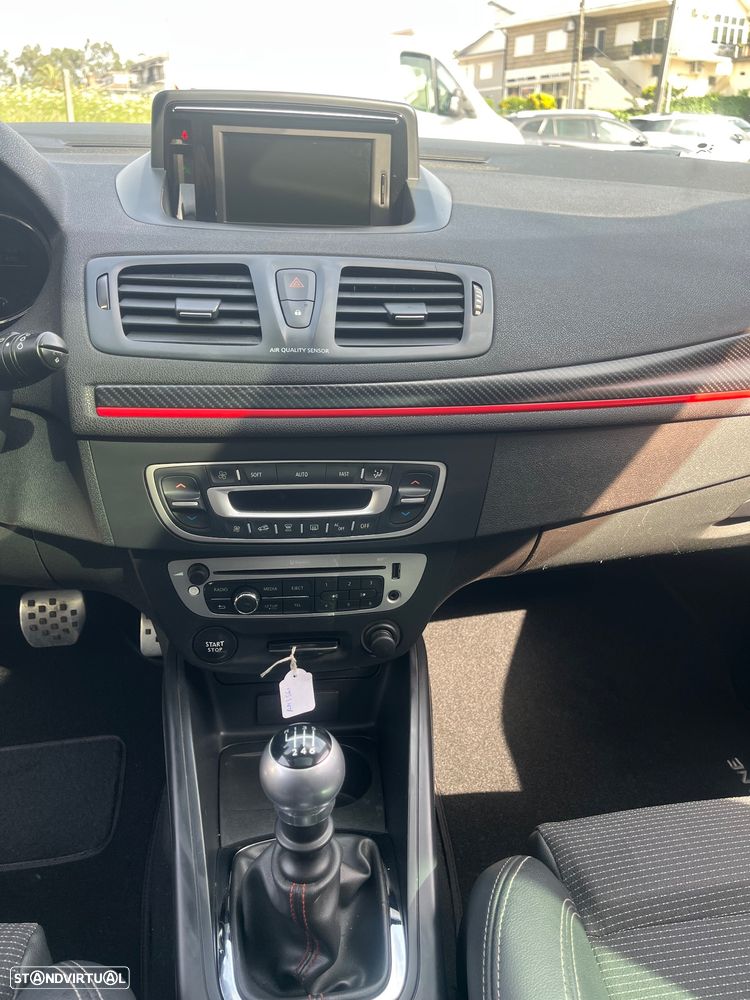 Renault Mégane Sport Tourer 1.5 dCi GT Line SS - 9