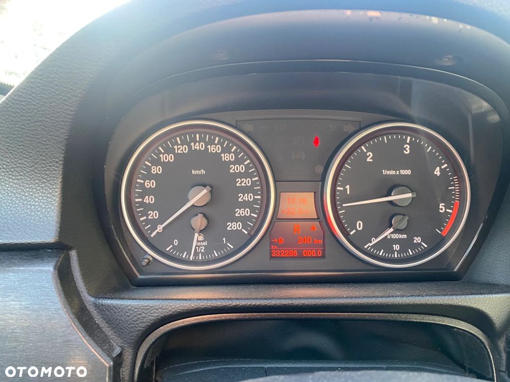 BMW Seria 3 330xd - 12