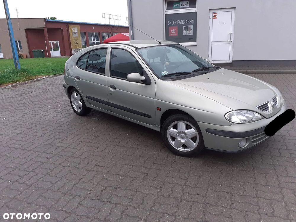 Renault Megane 1.6 - 4