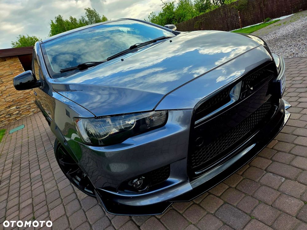Mitsubishi Lancer - 3
