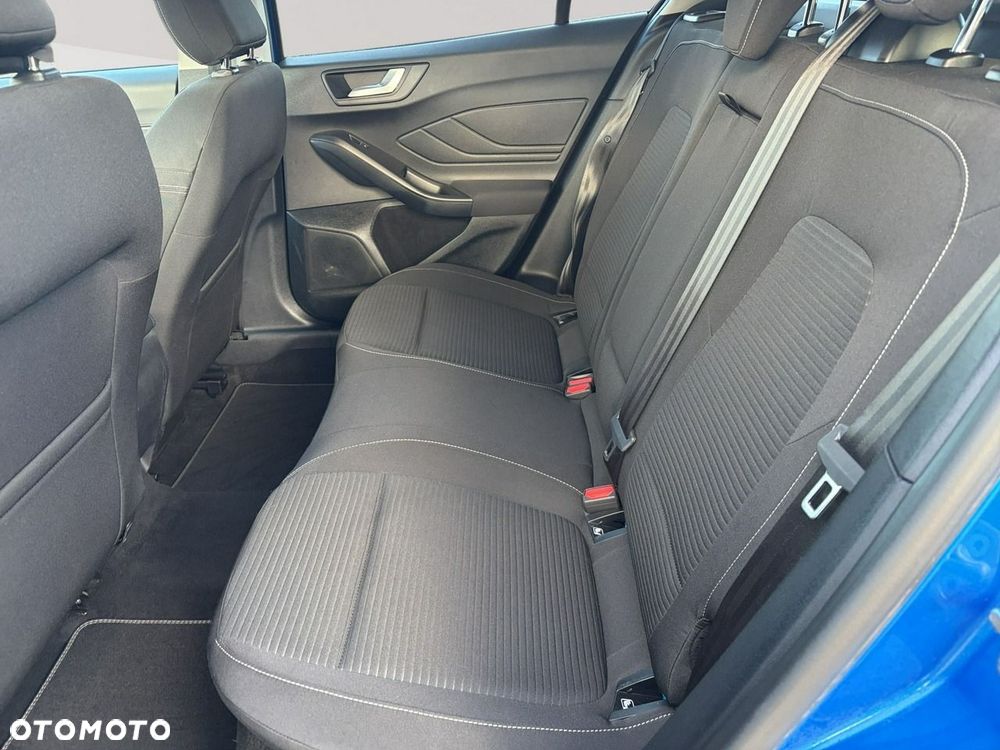 Ford Focus - 22