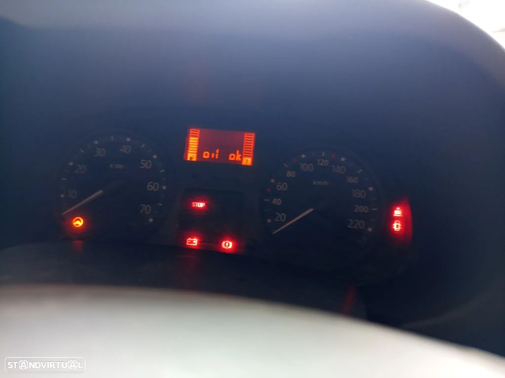 Renault Clio - 7