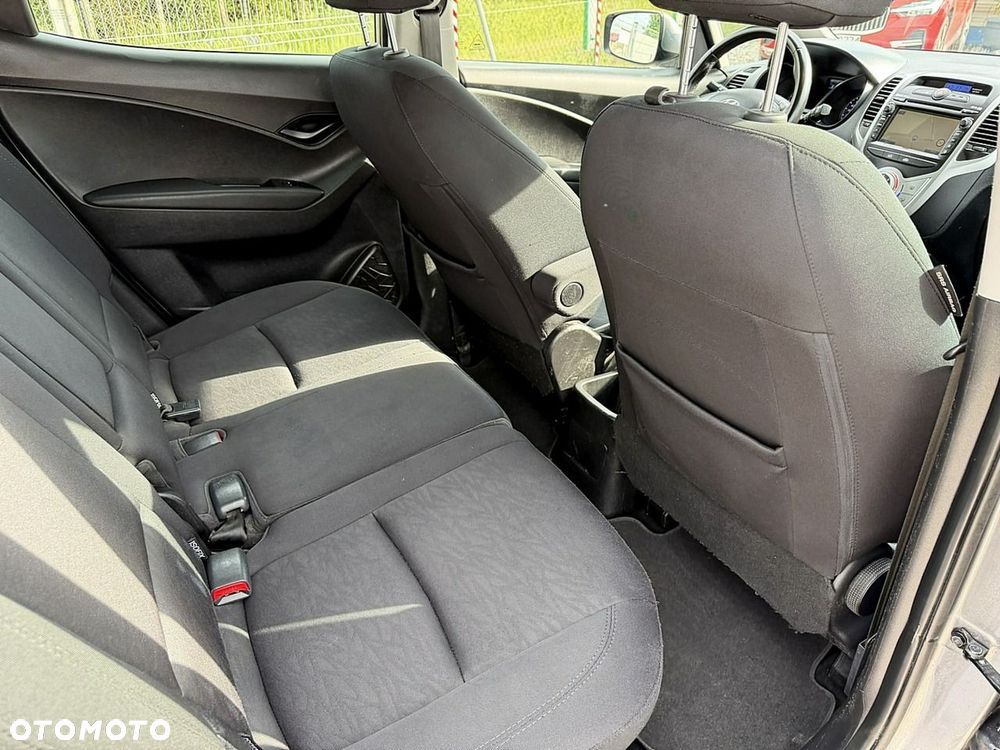 Hyundai ix20 - 10