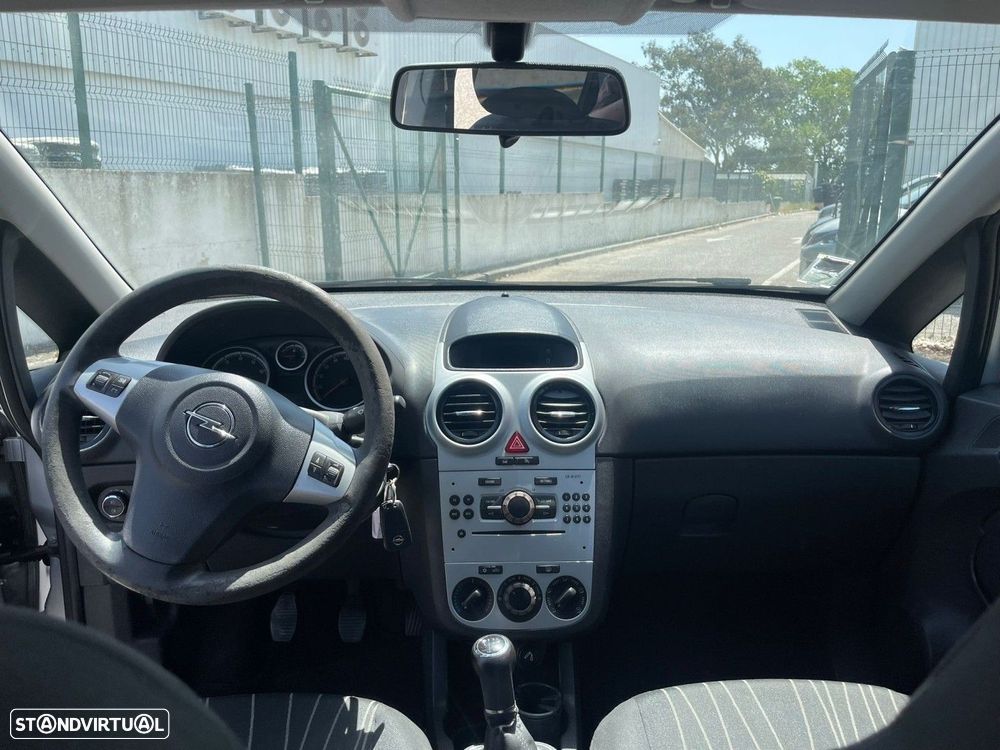 Opel Corsa - 8