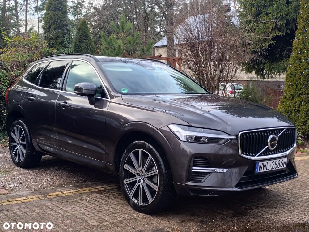 Volvo XC 60 B5 D AWD Geartronic Momentum - 9