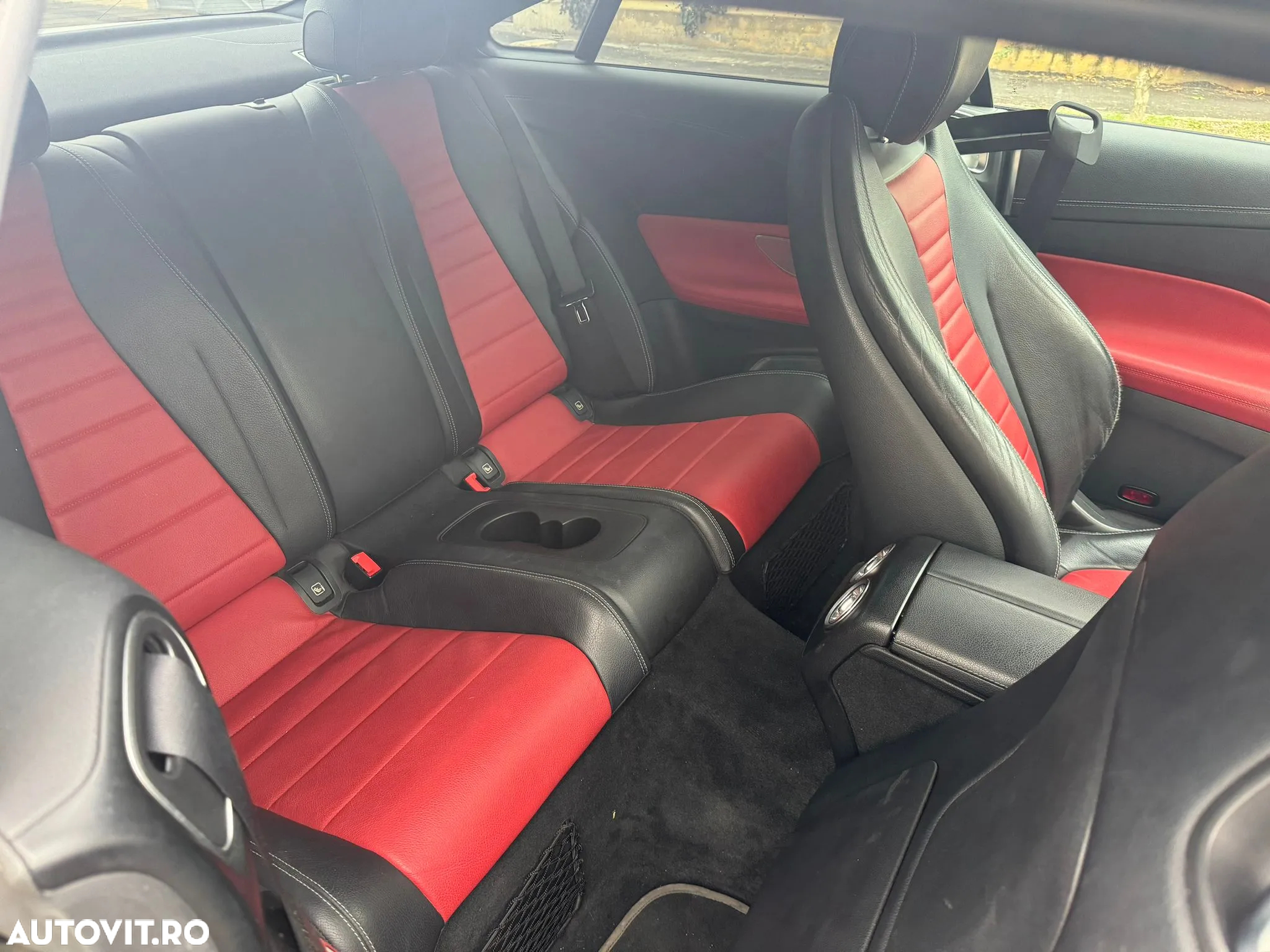 Mercedes-Benz E 300 Coupe 9G-TRONIC AMG Line - 5