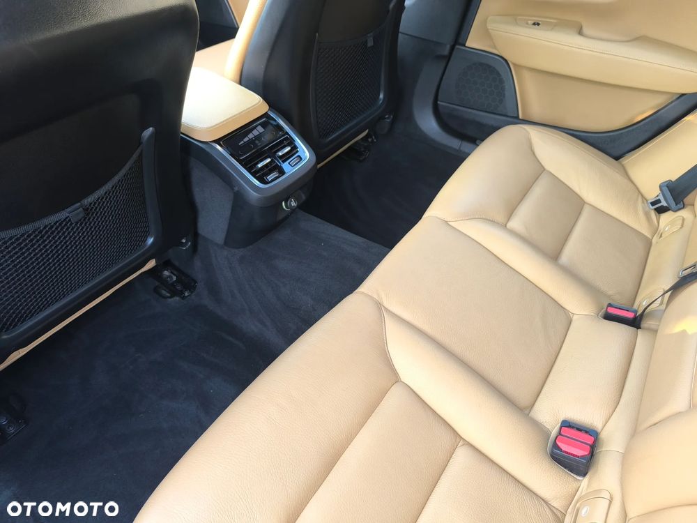 Volvo S90 T6 AWD Geartronic Momentum - 14