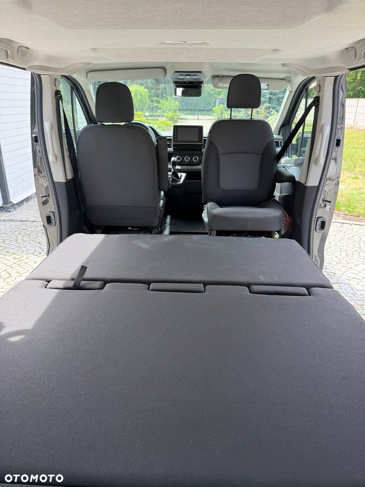 Renault Trafic - 17